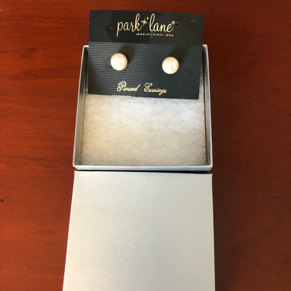 EUC Park Lane Pink Pearl Earrings for Pierced Ears